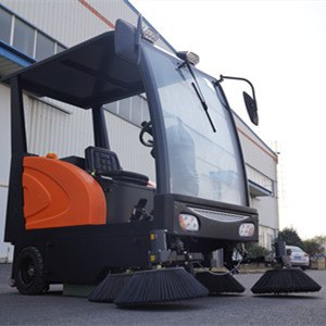 榮事達(dá)電動掃地機(jī):提升城市環(huán)境衛(wèi)生的新選擇 榮事達(dá)電動掃地機(jī):提升城市環(huán)境衛(wèi)生的新選擇.jpg